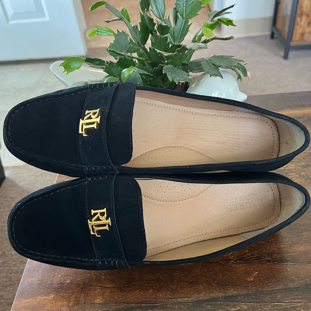 Ralph Lauren Black and Gold Flats Elegant Loafers